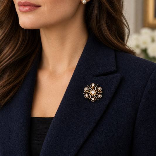 c1915 10K Yellow Gold Starburst Old European and Mine Cut Diamond Pendant Brooch