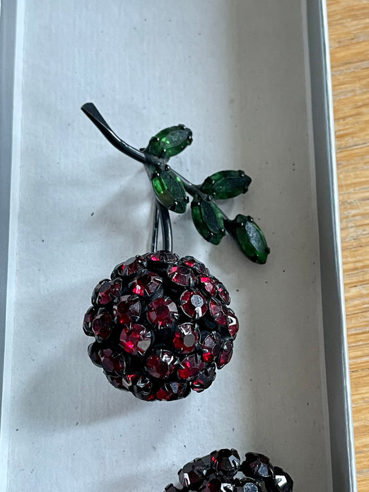 Juicy Vintage Warner Cherry Brooch and Earrings