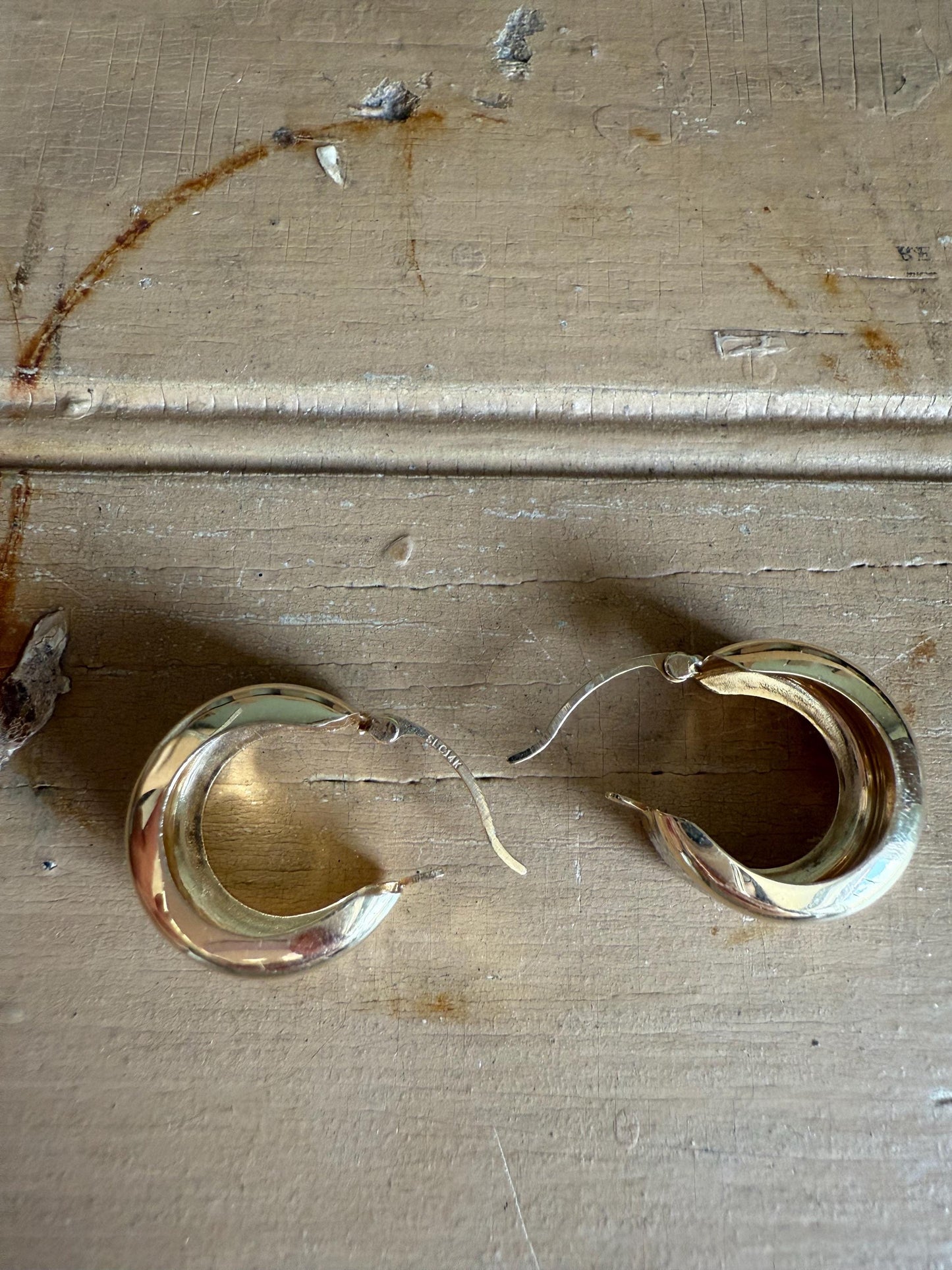 c1980 14K Bi-Color Wide Textured Hoop Earrings