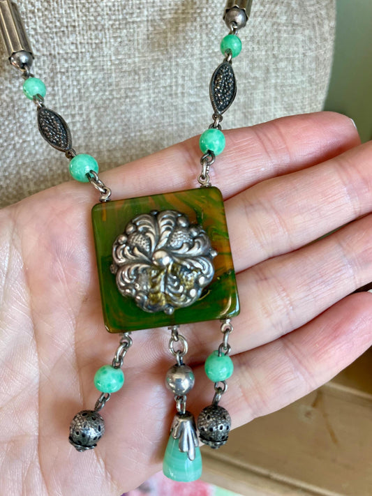 1920-1930 Made in Germany Peking Green Glass Flapper Dangle Necklace