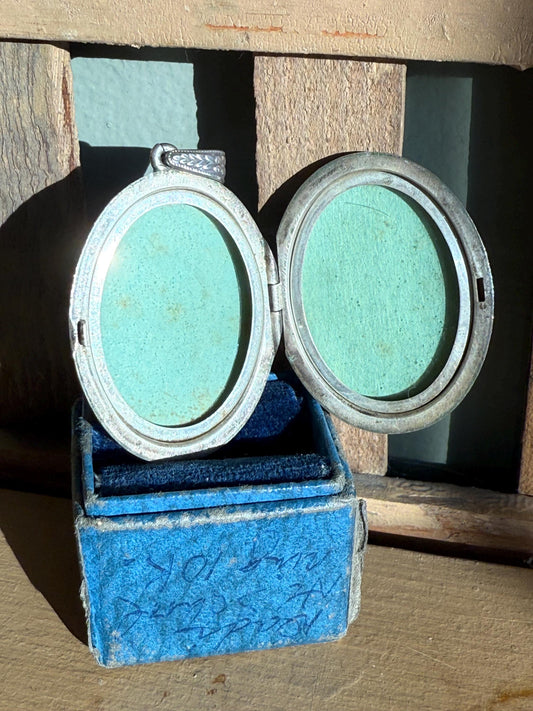 A Vintage Sterling Silver Double Frame Floral and Scroll Engraved Front and Decorative Bale