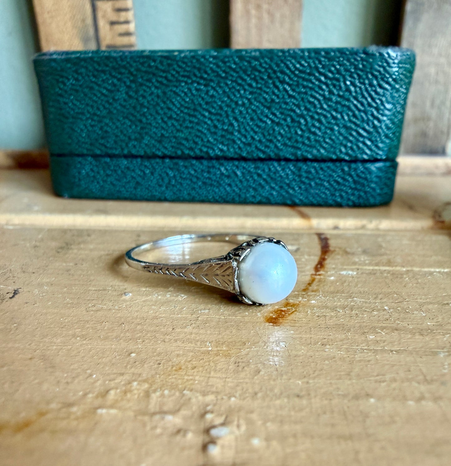 Antique Edwardian c1910 18K White Gold Pearl Ring