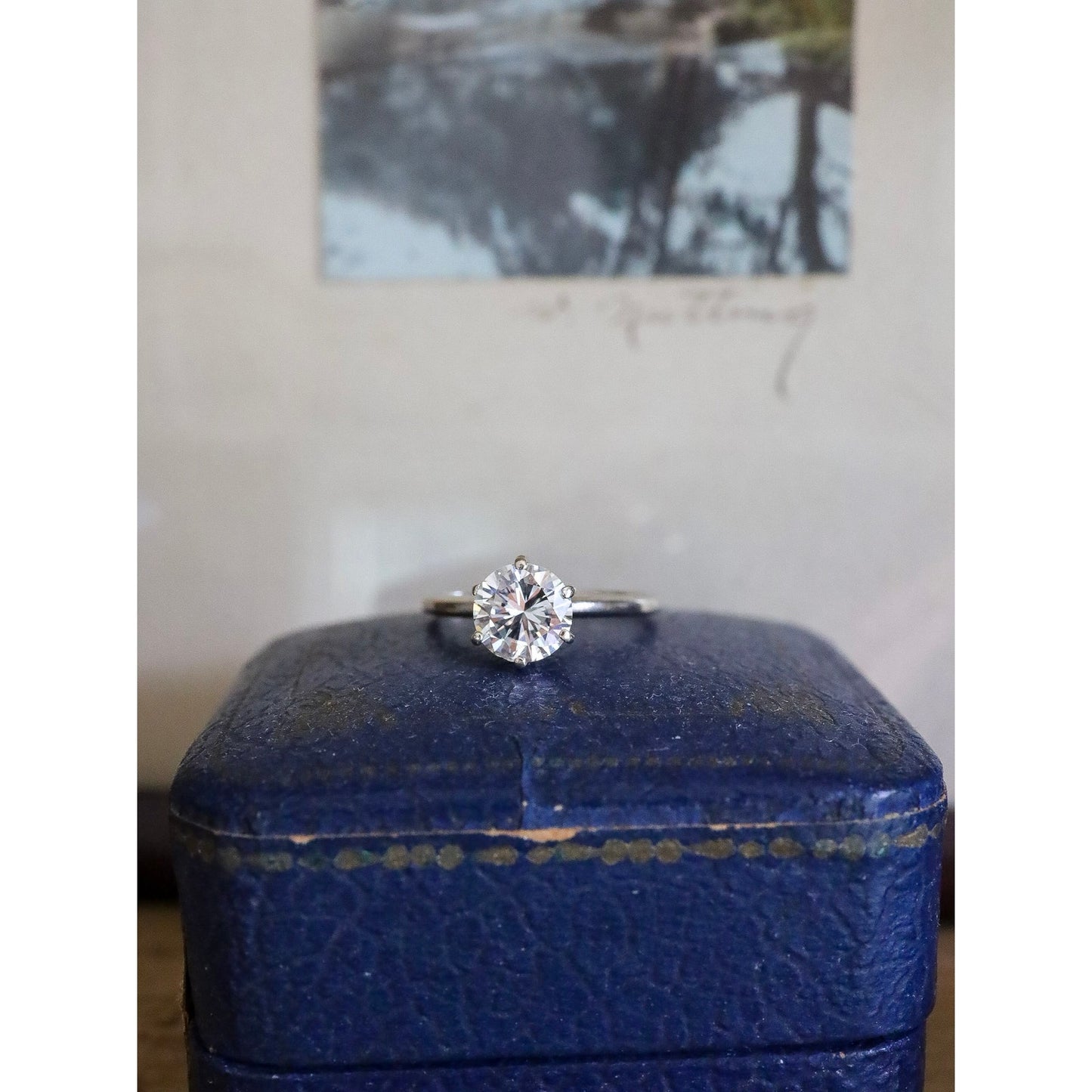 Vintage 1970's Natural Round Brilliant Cut Approx. 1 Ct Set in 14K White Gold Ring