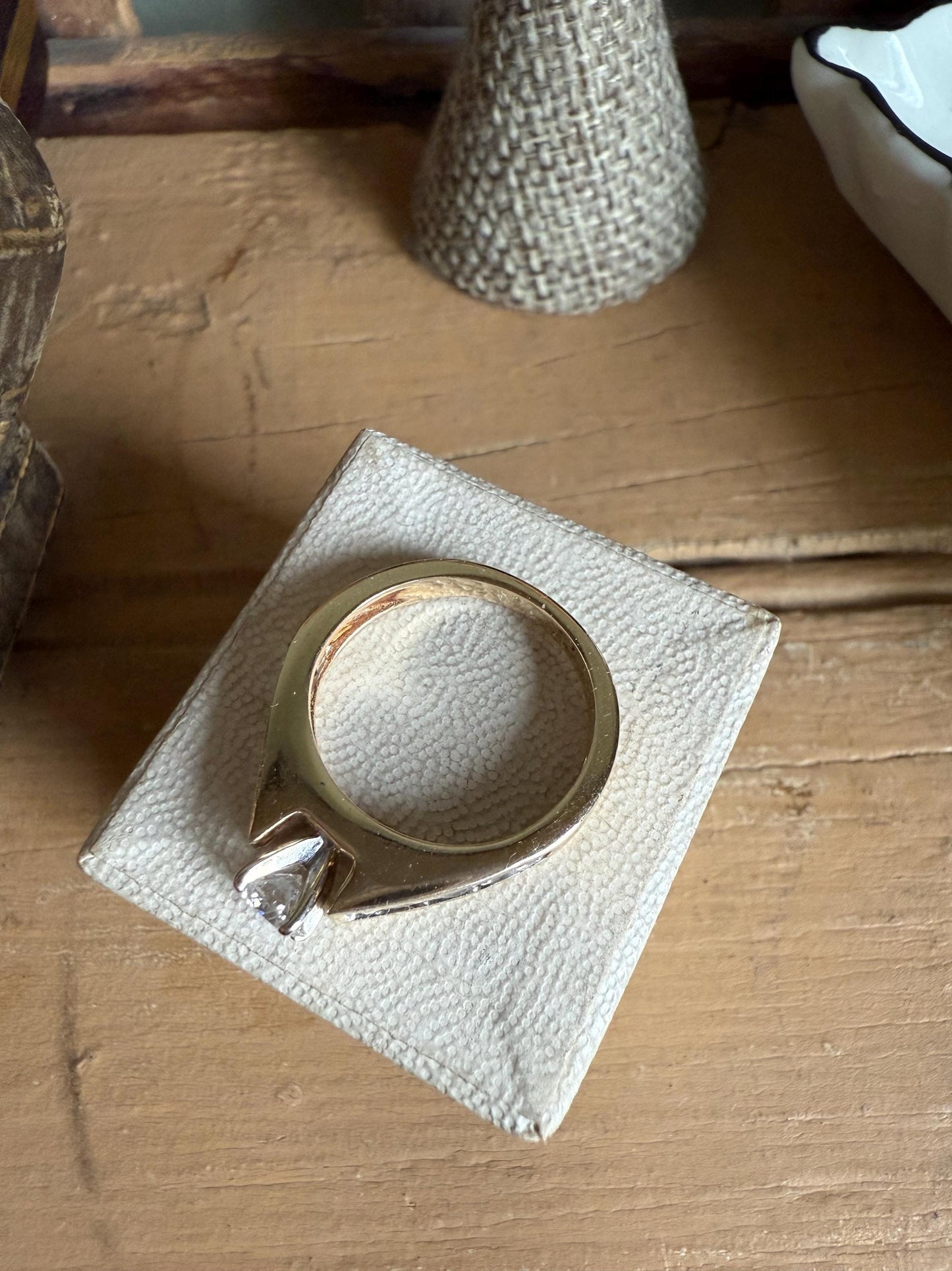 14k Yellow Gold .38 ct Natural Round Cut Brilliant Diamond with .50 cts Accent Diamonds