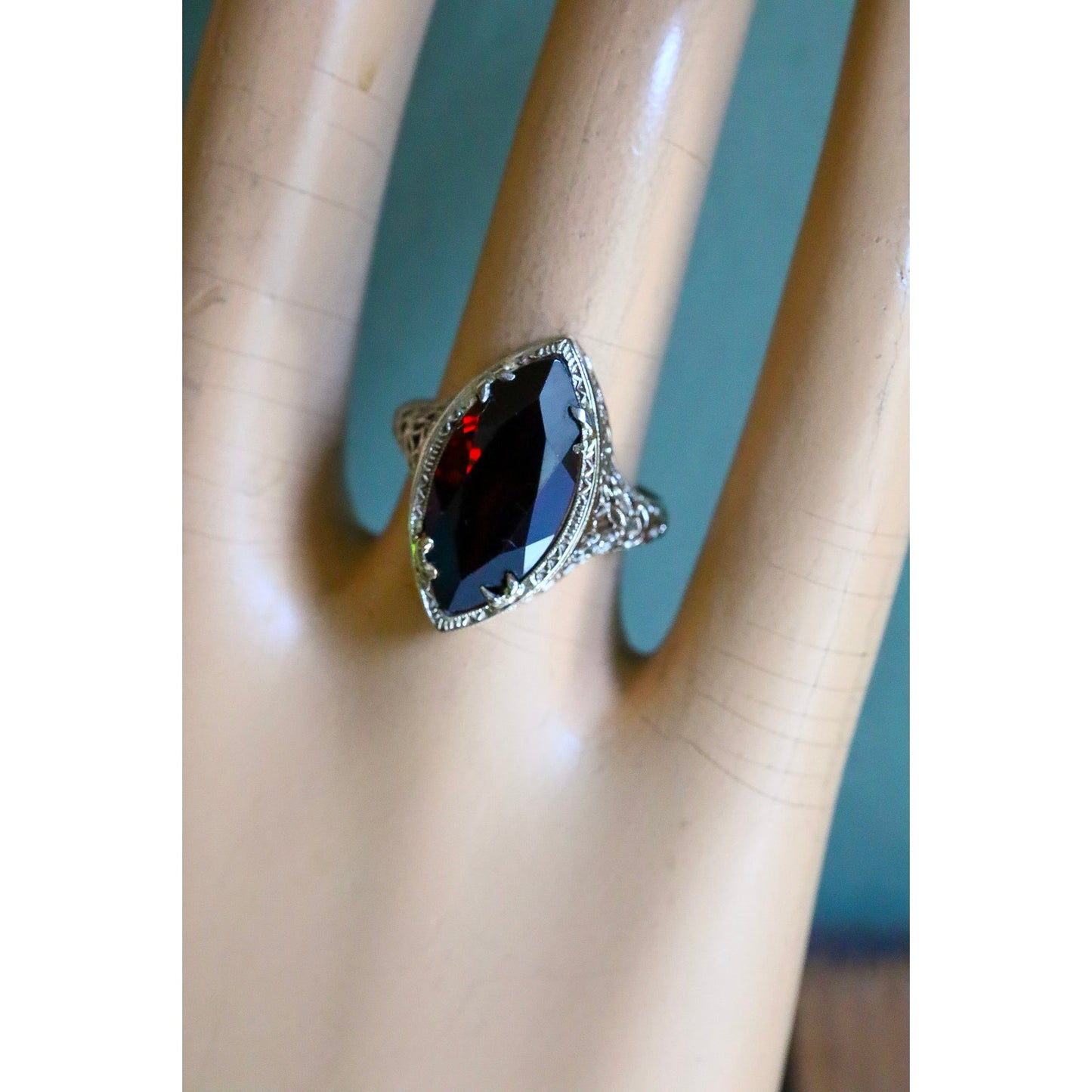 Art Deco 14K White Gold Marquis Cut Garnet Filigree Ring
