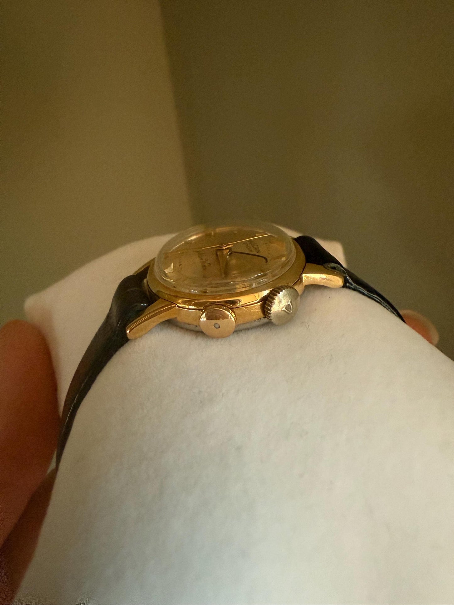 1960's Vintage Ladies Vulcan Cricket Golden Voice Wrist Watch Working