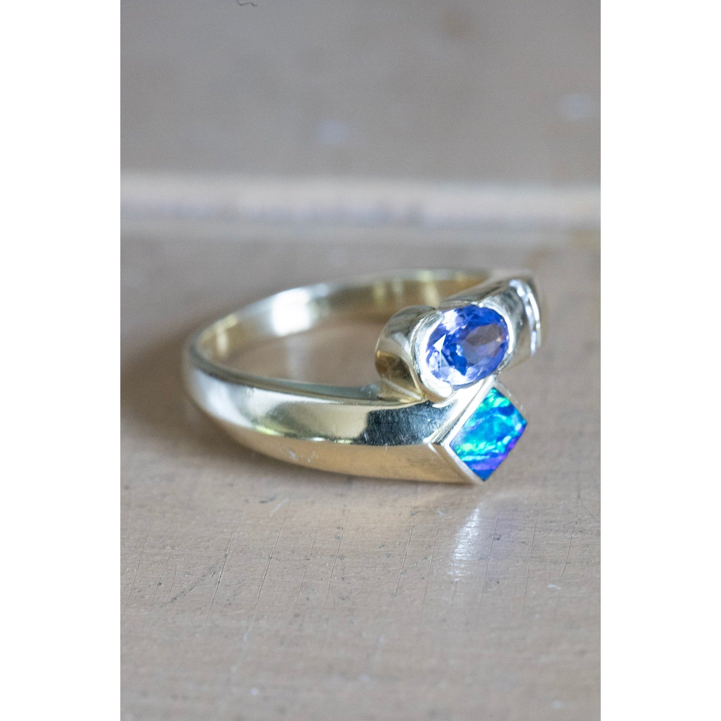 Vintage 14K Yellow Gold Tanzanite and Opal Ring