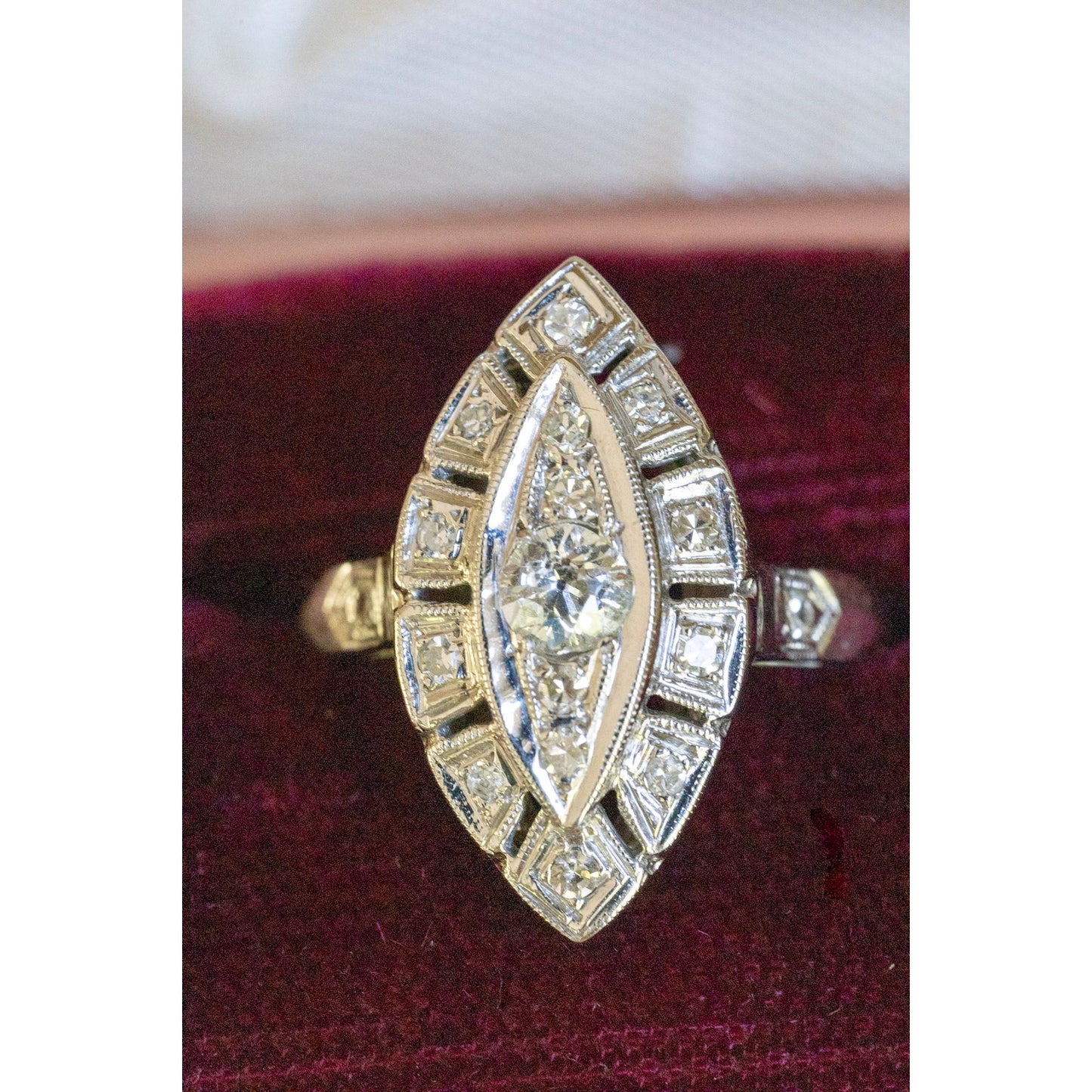 c1945 Vintage 14K White Gold Natural Diamond Ring