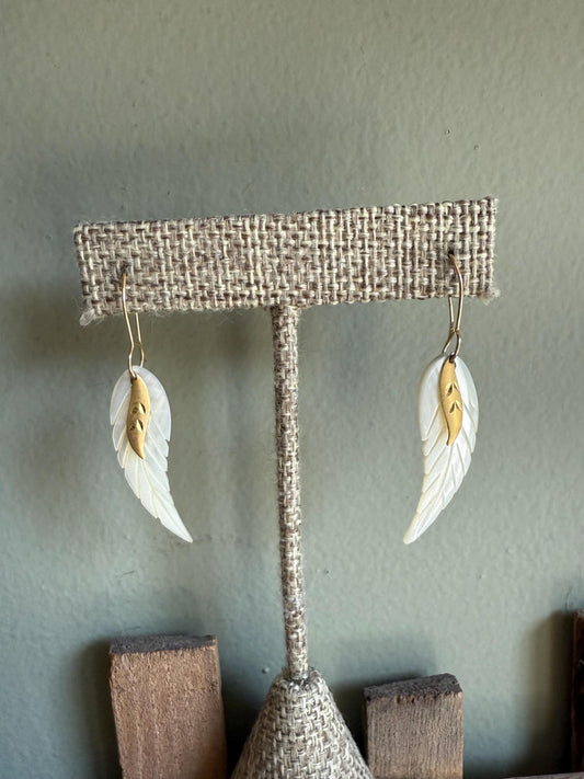 Vintage 14K Yellow Gold Carved Mother of Pearl Dangle Earrings