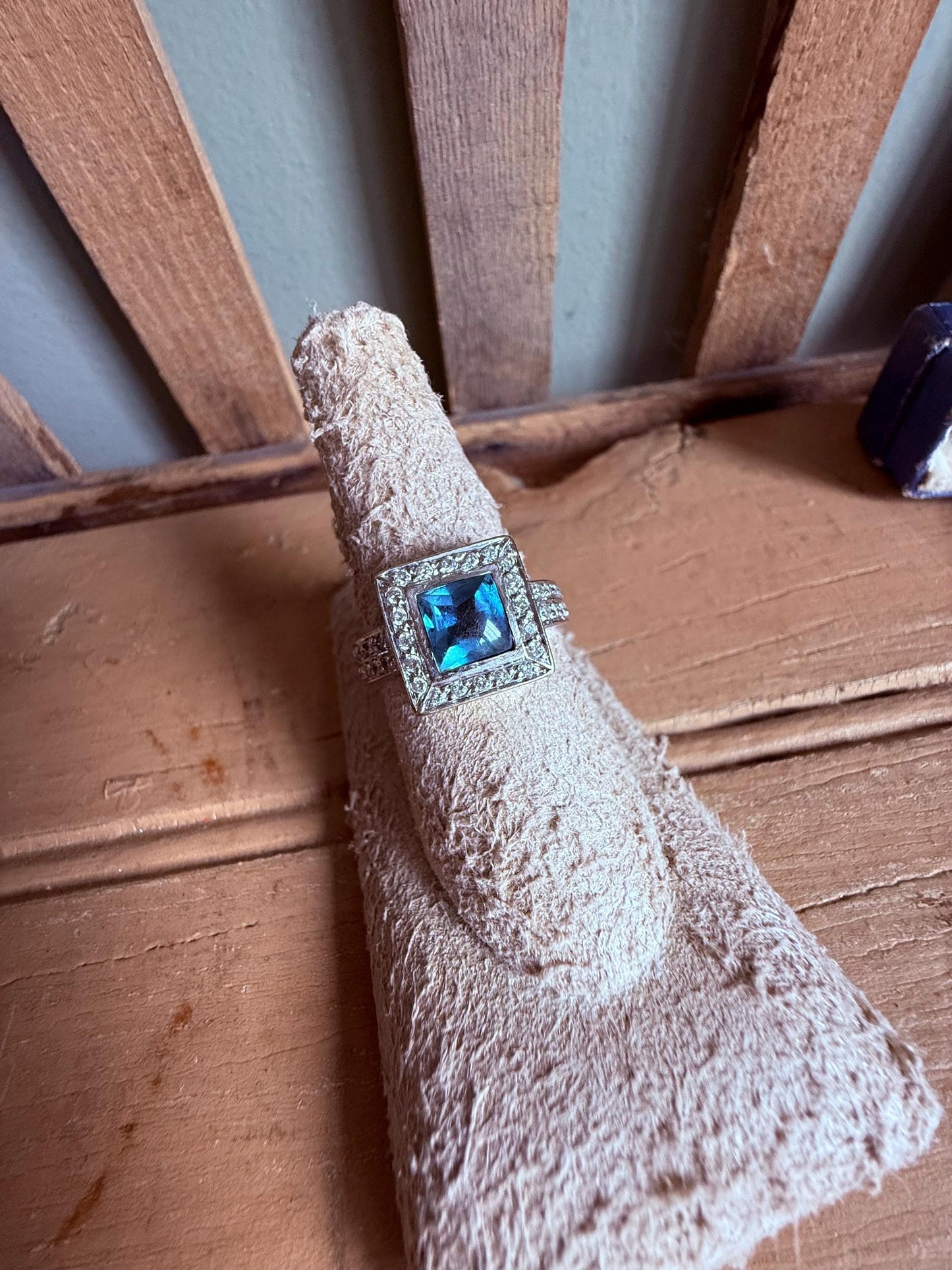 19K White Gold European Made Topaz Diamond Ring