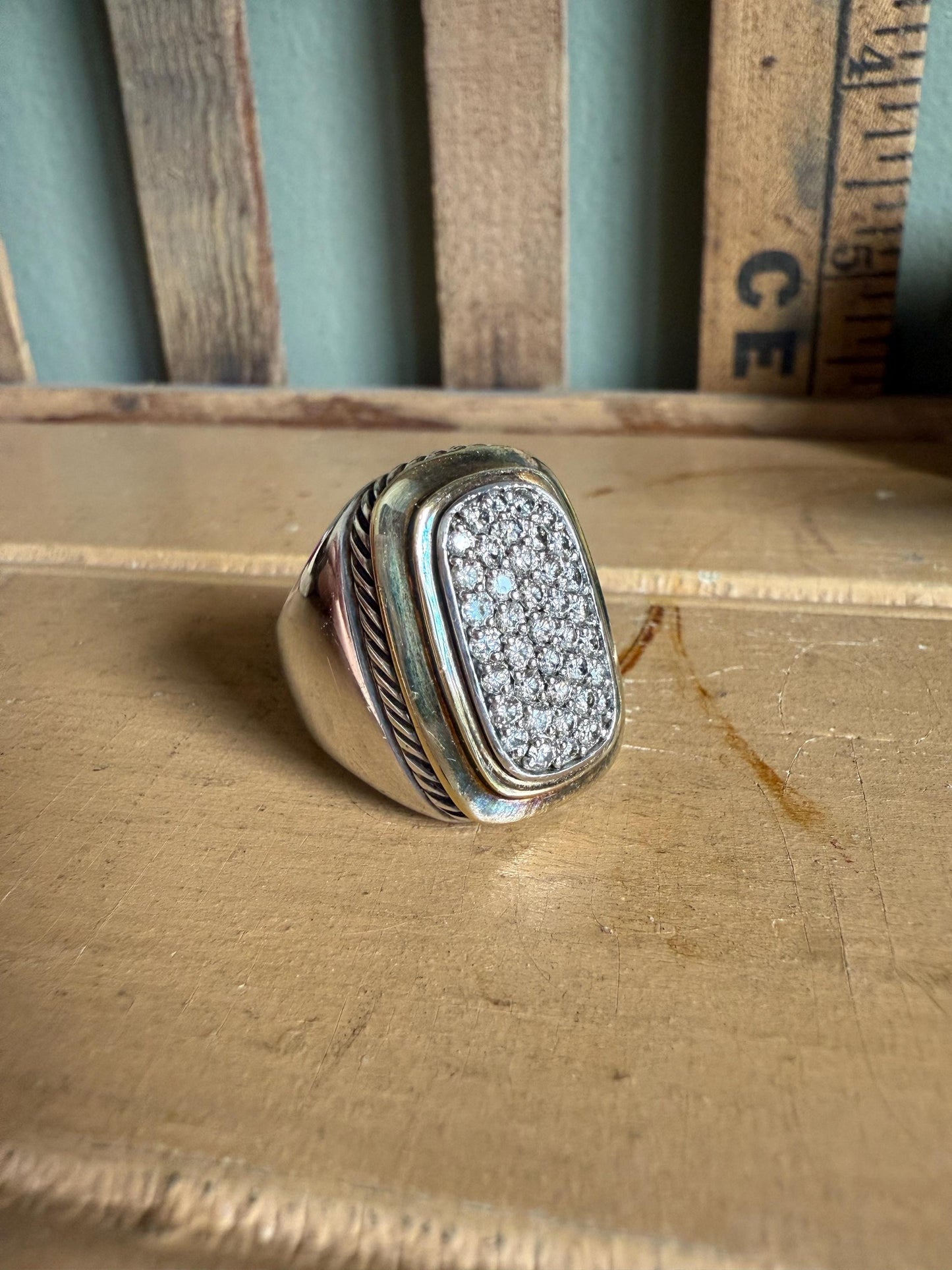 A Vintage David Yurman Albion Diamond Fine Pave Sterling 18K Ring Size 6.5