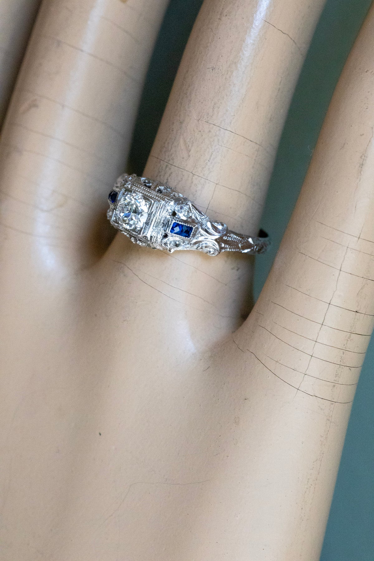 1930-1940 18K White Gold Round Old European Cut Natural Diamond and Synethic Sapphire Authentic Art Deco Ring