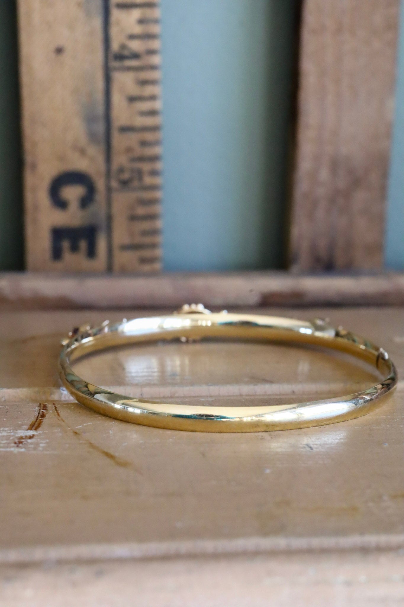 14K Yellow Gold Victorian Revival Amethyst Bracelet Bangle