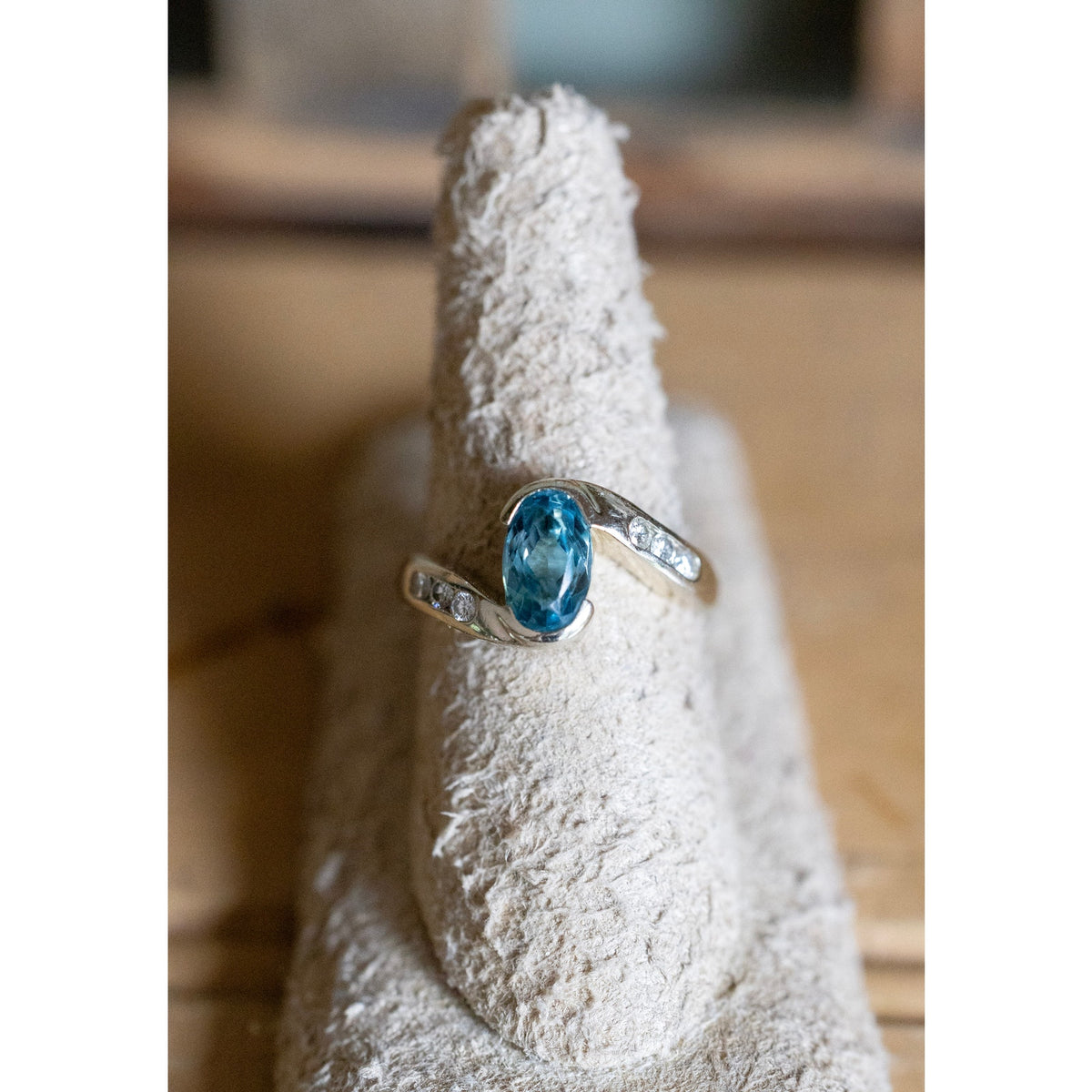 Handmade Vintage 14K White Gold Aquamarine and Diamond Ring
