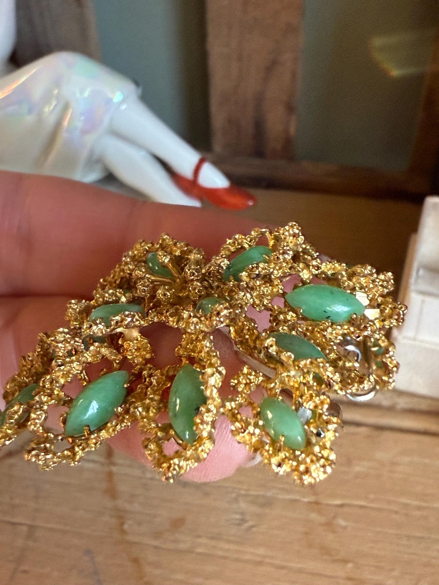 Bold 1960's Biomorphic 18K Yellow Gold Pendant with Removable Bale Brooch