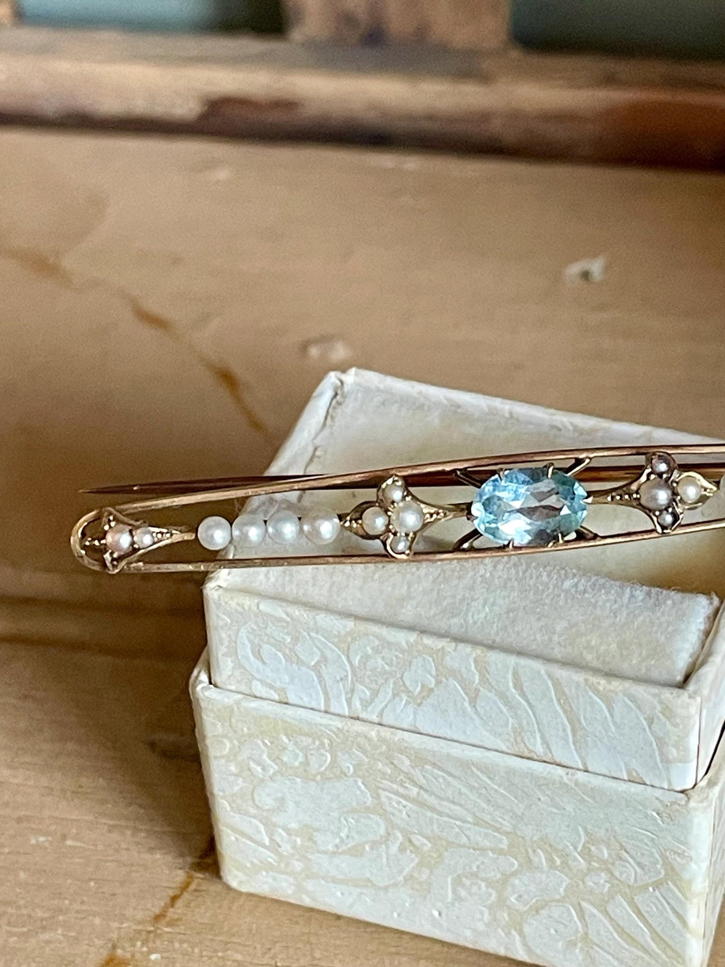 c1915 Edwardian Antique 14K Yellow Gold Oval Aquamarine and Natural Seed Pearl Brooch