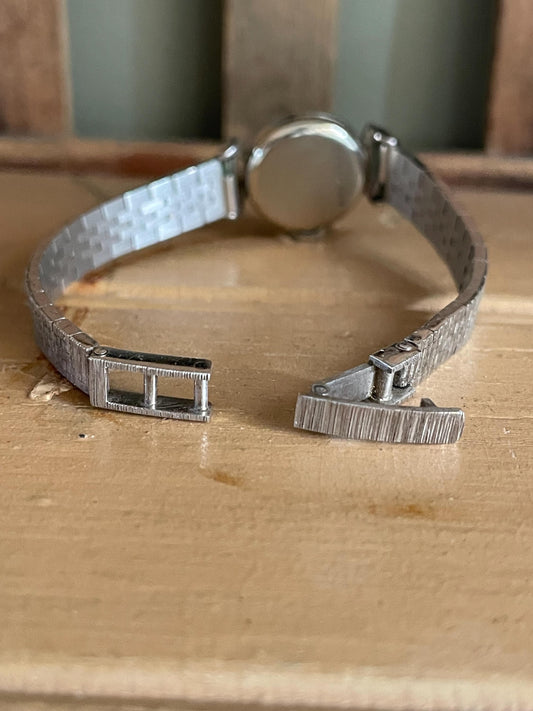 Mid Century 1950's Cocktail 18K White Gold Girard Perregaux Ladies Wrist Watch