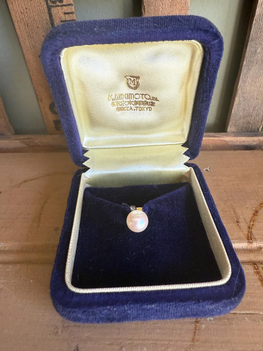 Vintage Mikimoto Tie Tack in Original Box Excellent Condition