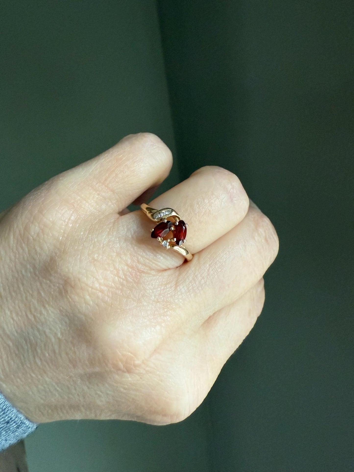 Vintage 14K Yellow Gold Marquis Cut Garnets and Diamomd Ring