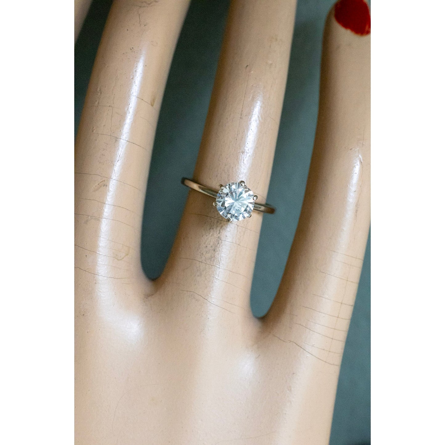 Vintage 1970's Natural Round Brilliant Cut Approx. 1 Ct Set in 14K White Gold Ring