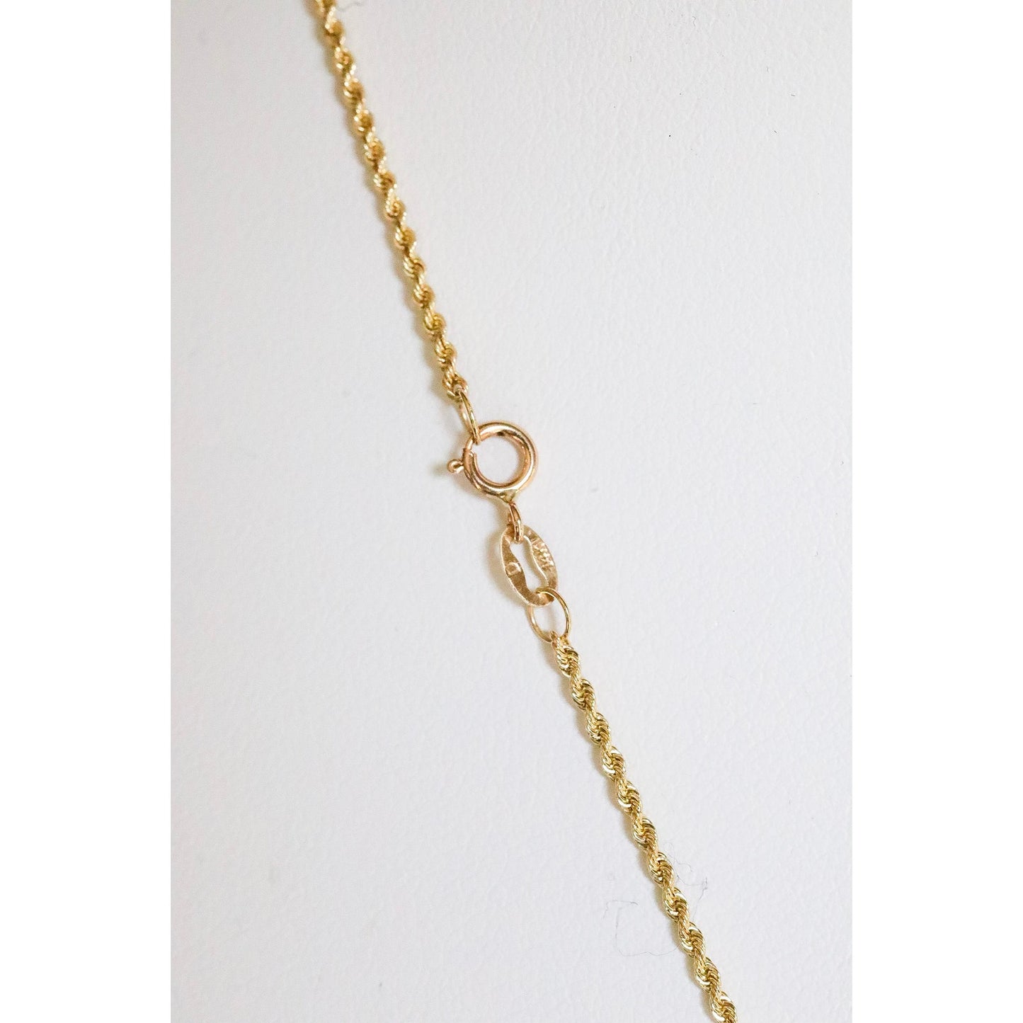 Vintage 14k Yellow Gold Hanging Cat Pendant with Tanzanite and Diamonds
