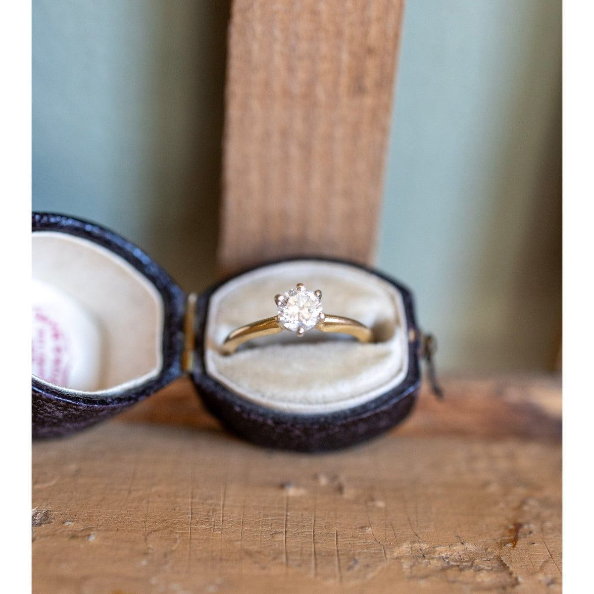 A Classic Vintage Natural Round Brilliant Cut Diamond Ring
