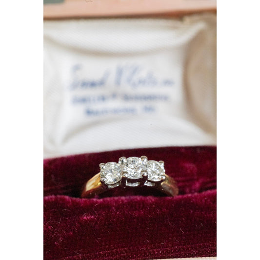 18K Yellow and White Gold Natural Diamond Ring