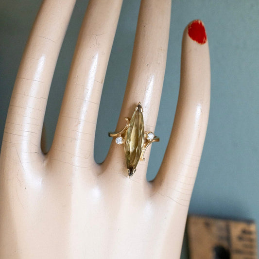 1960-1970 10K Yellow Gold Dramatic Marquis Cut Smoky Quartz Ring