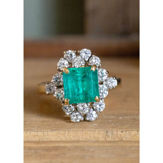 Vintage 18K Yellow Gold Custom Designed Natural Emerald and Diamond Ring