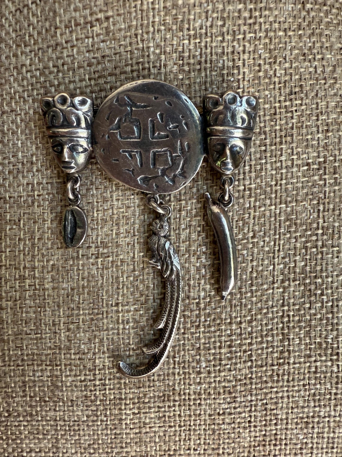 Vintage La Dama Guatemala 900 Silver Mask Coin Bird