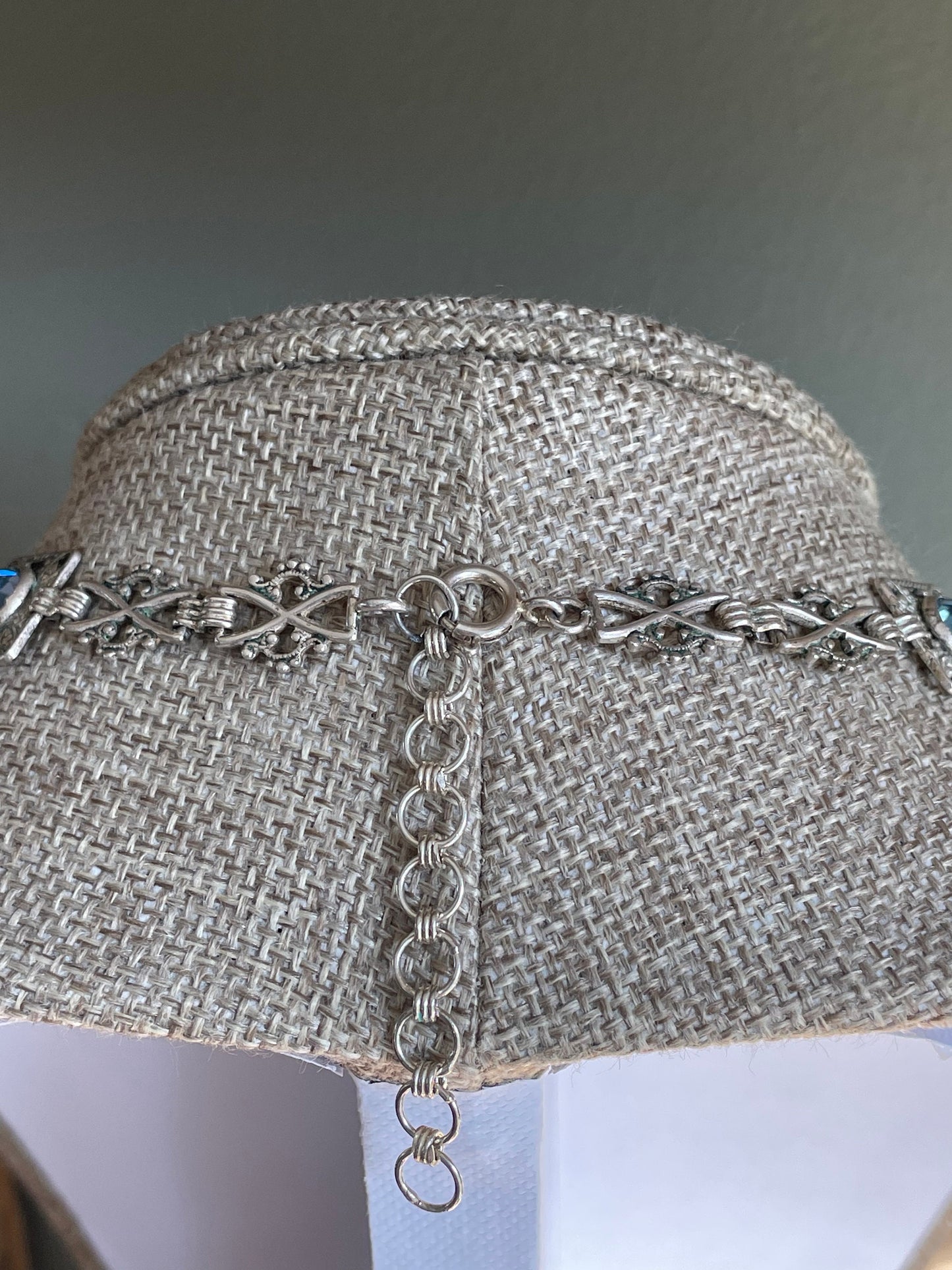 Czechoslovakian Early Art Deco Faceted Blue Glass Decorative Chain Necklace