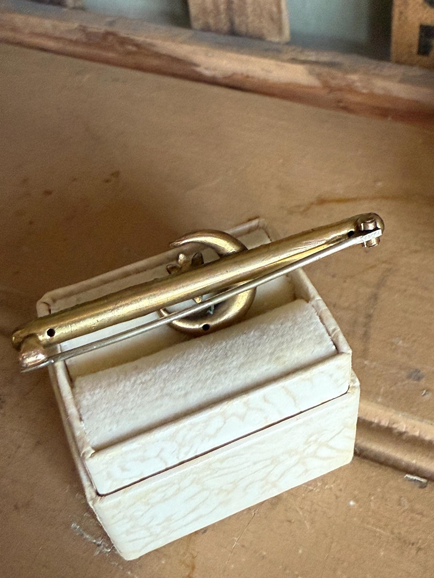 c1900 Edwardian 9-10K Gold Edwardian Cresecent Moon set with Diamond Brooch