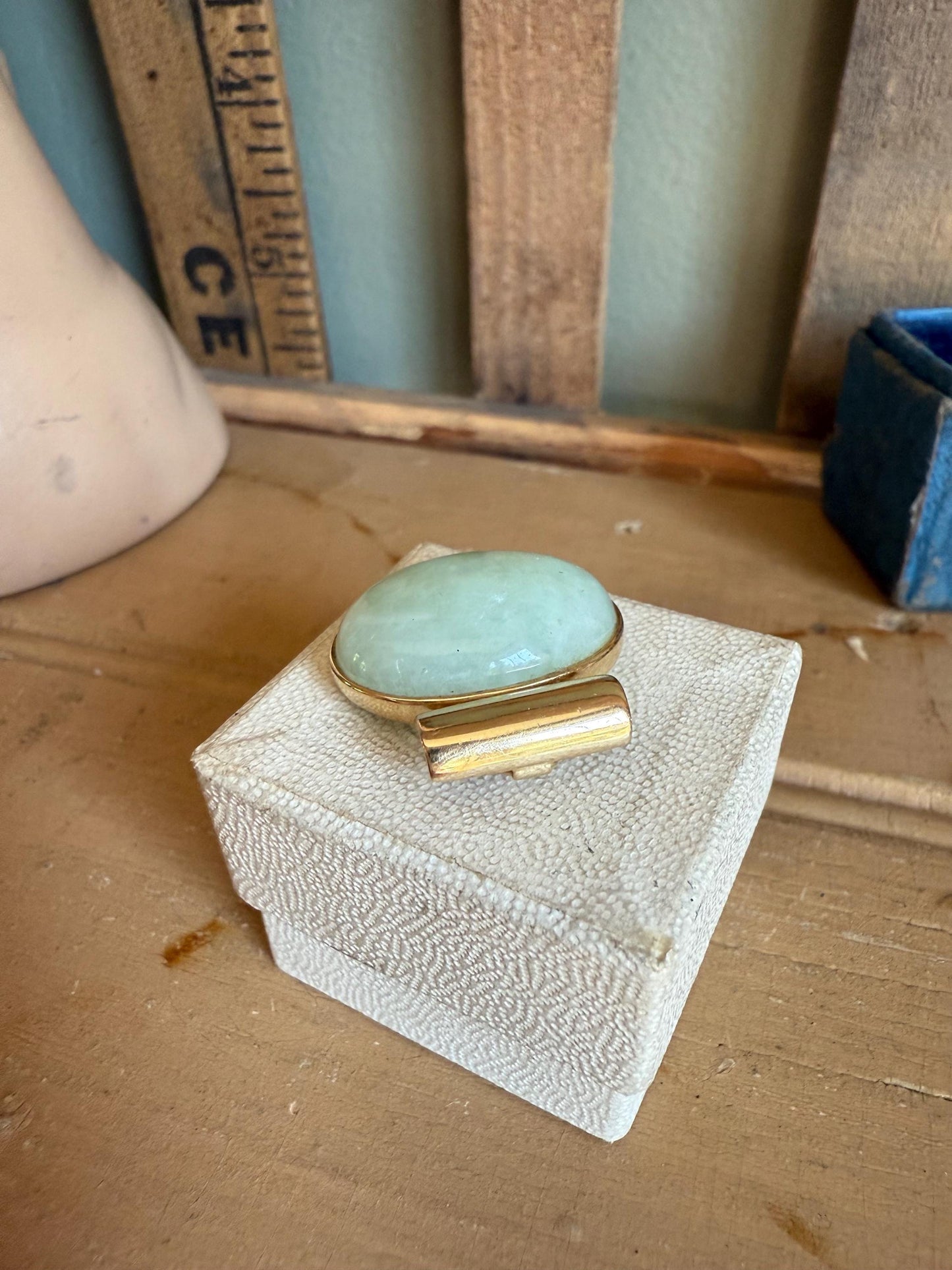 14k Yellow Gold Vintage Oval Jade Pendant you can add to Chains or Pearls