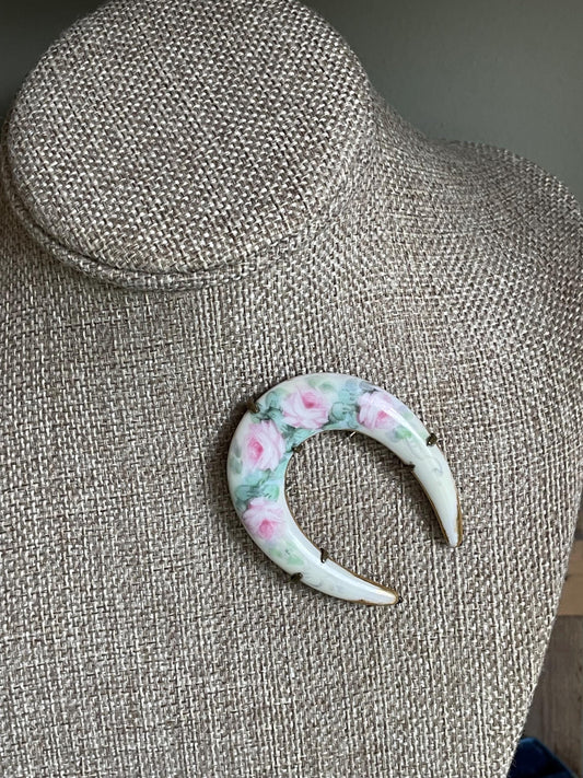 Huge Antique Edwardian Porcelian Hand Painted Flower Lucky Horseshoe Brooch