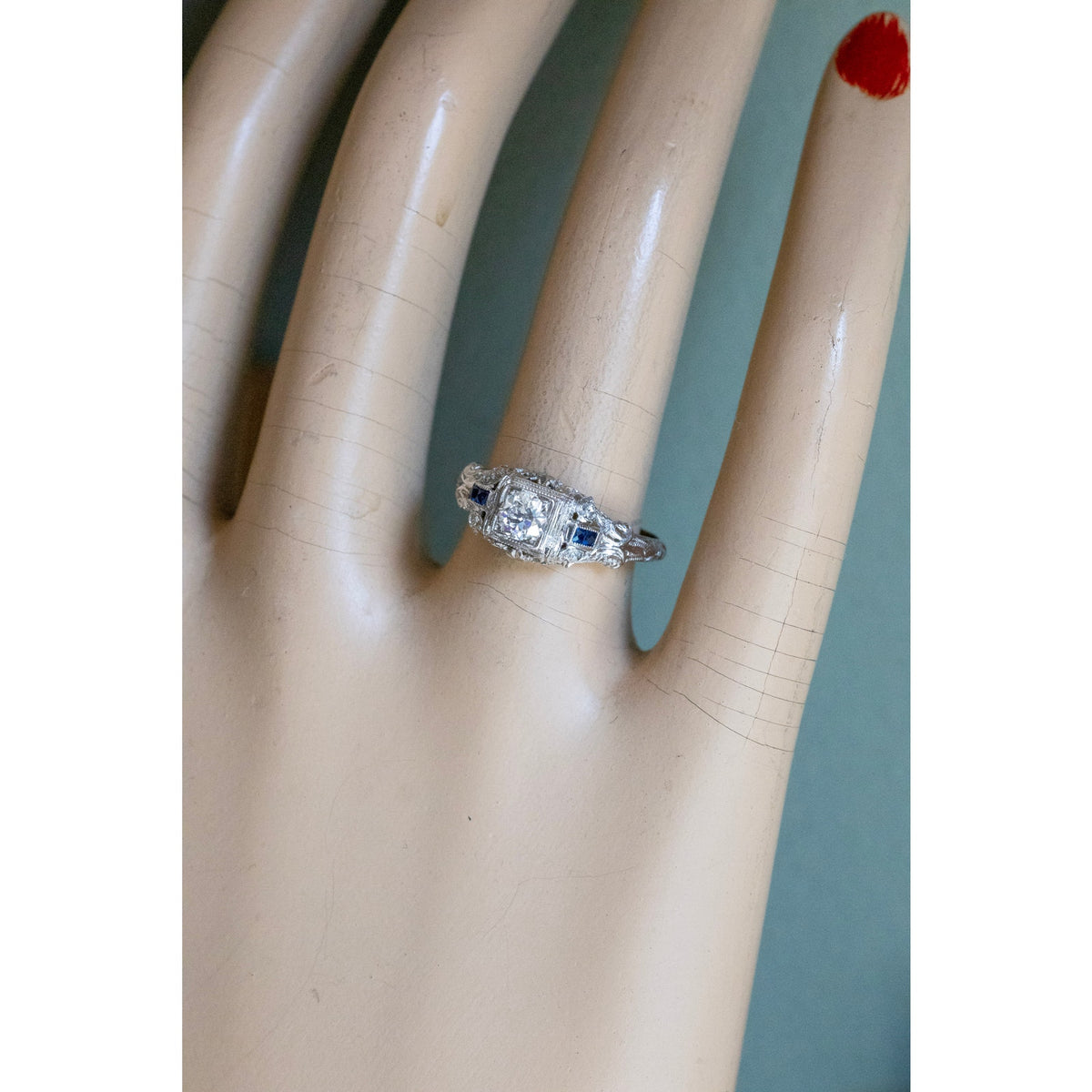 1930-1940 18K White Gold Round Old European Cut Natural Diamond and Synethic Sapphire Authentic Art Deco Ring