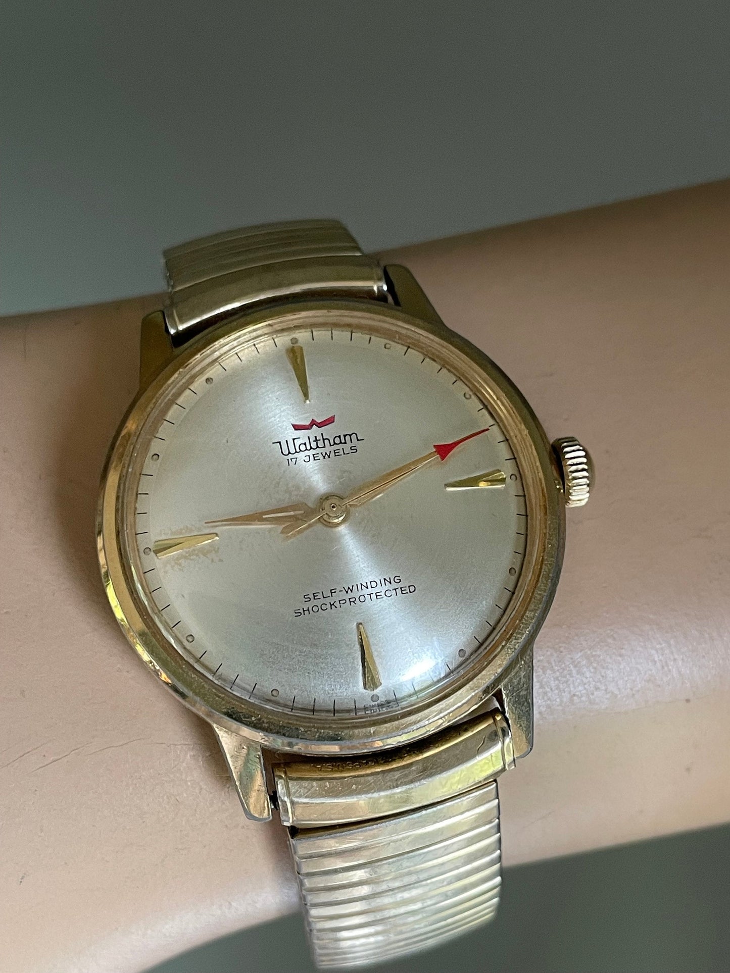 1960's Waltham 17 Jewels Self Winding Shock Protected Wrist Watch Working