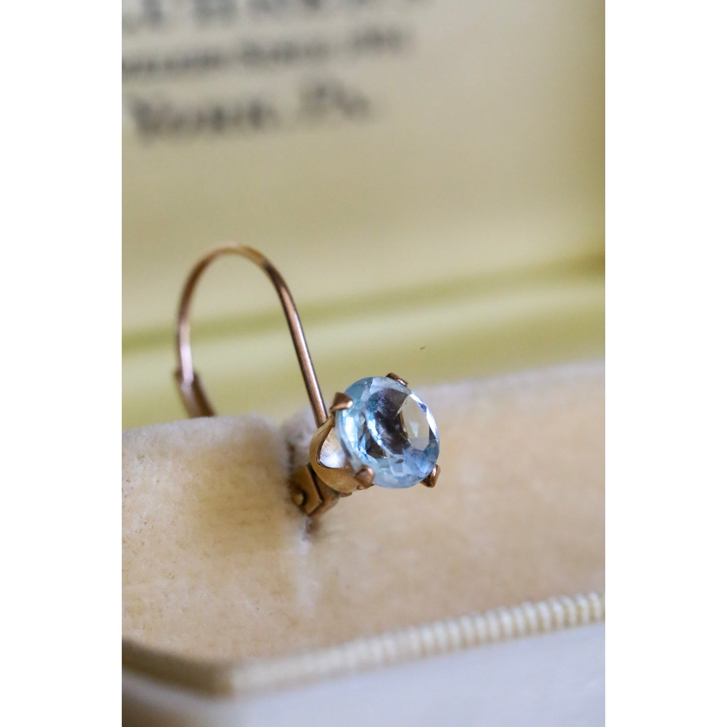 Vintage 10K Yellow Gold Dangle Earrings Set with Blue Topaz