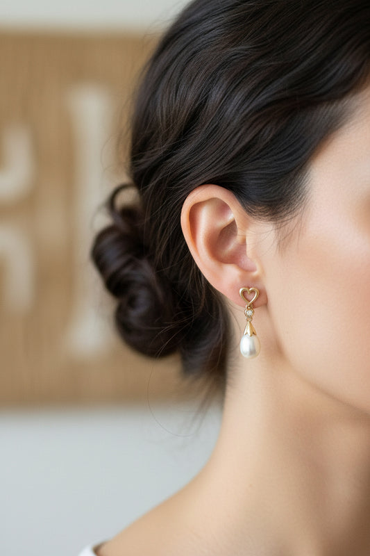 Vintage 14K Yellow Gold Diamond and Pearl Dangle Earrings