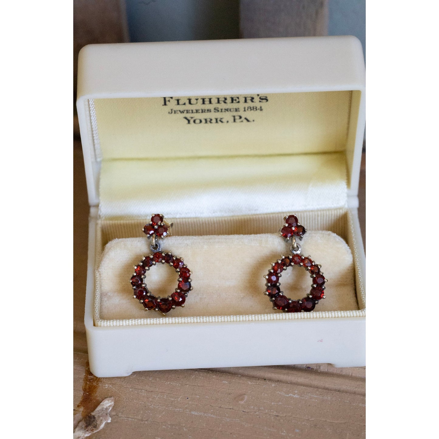Vintage Pyrope Garnet Dangle Earrings in Gilt Sterling