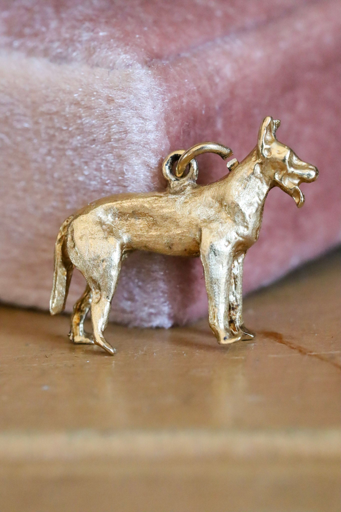 Vintage 14K Yellow Gold Solid German Shepard Dog Pendant Charm