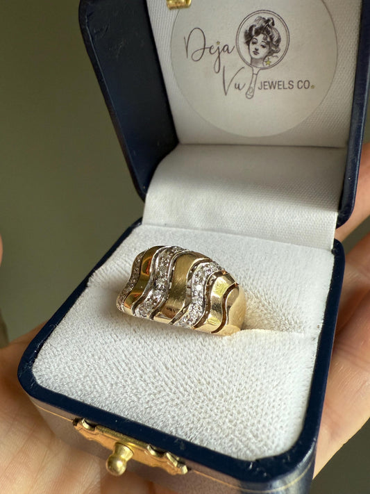 Vintage Mod 1970-1990 14K Yellow Gold Zig Zag Wave Diamond Ring