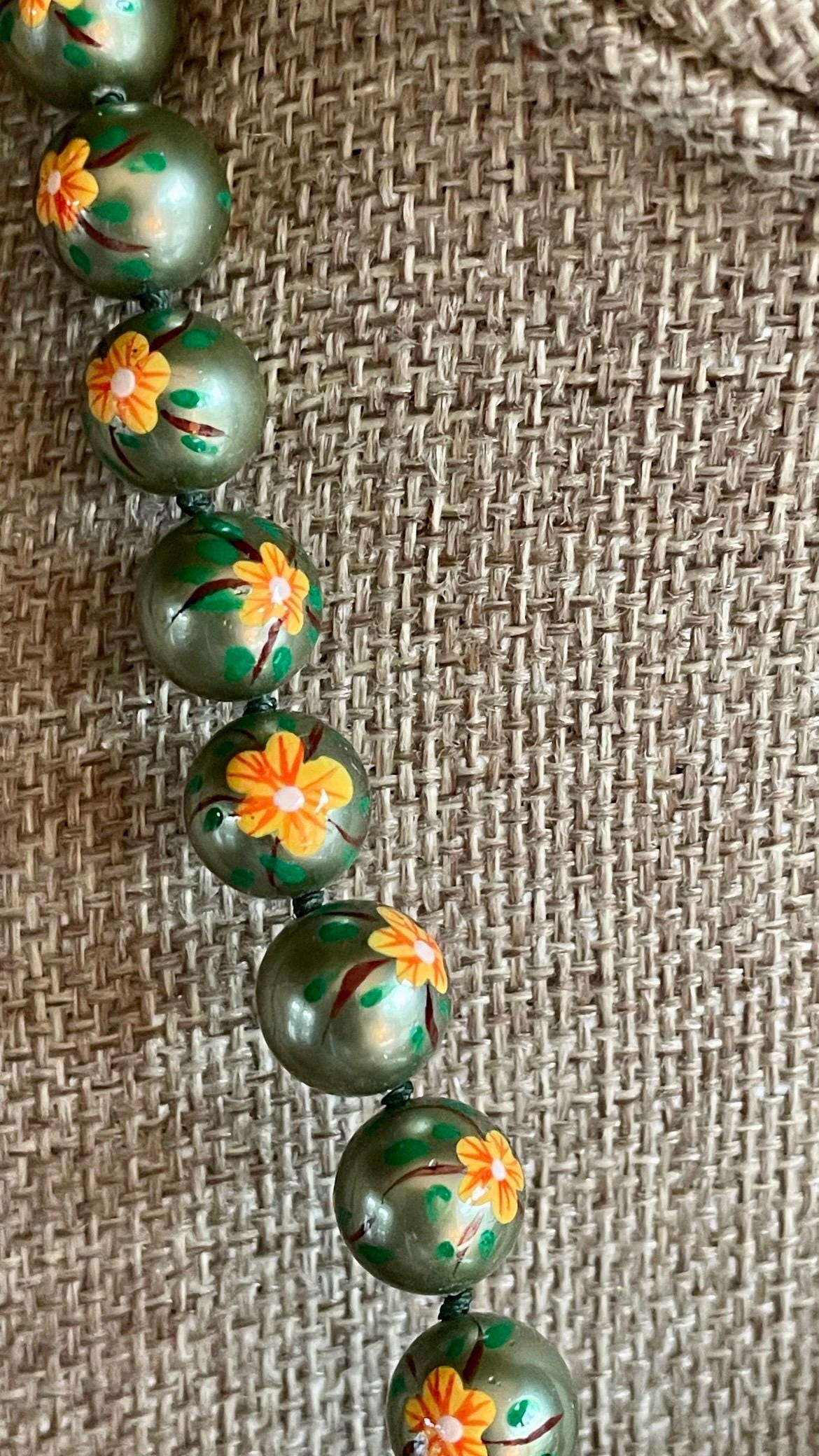 c1950 One of a Kind Hand Painted Pearl Necklace with 10K Yellow Gold Clasp