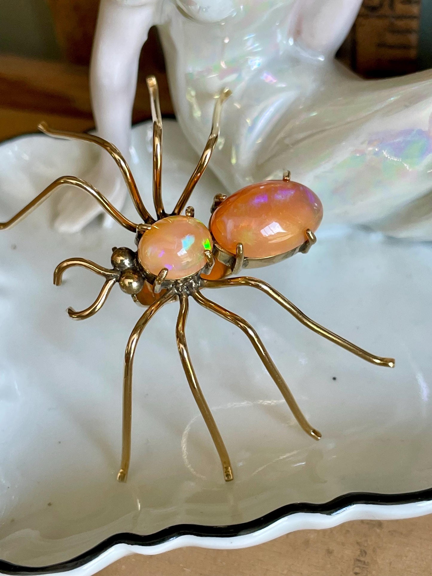 Vintage 14K Yellow Gold Mexican Opal Spider Pendant