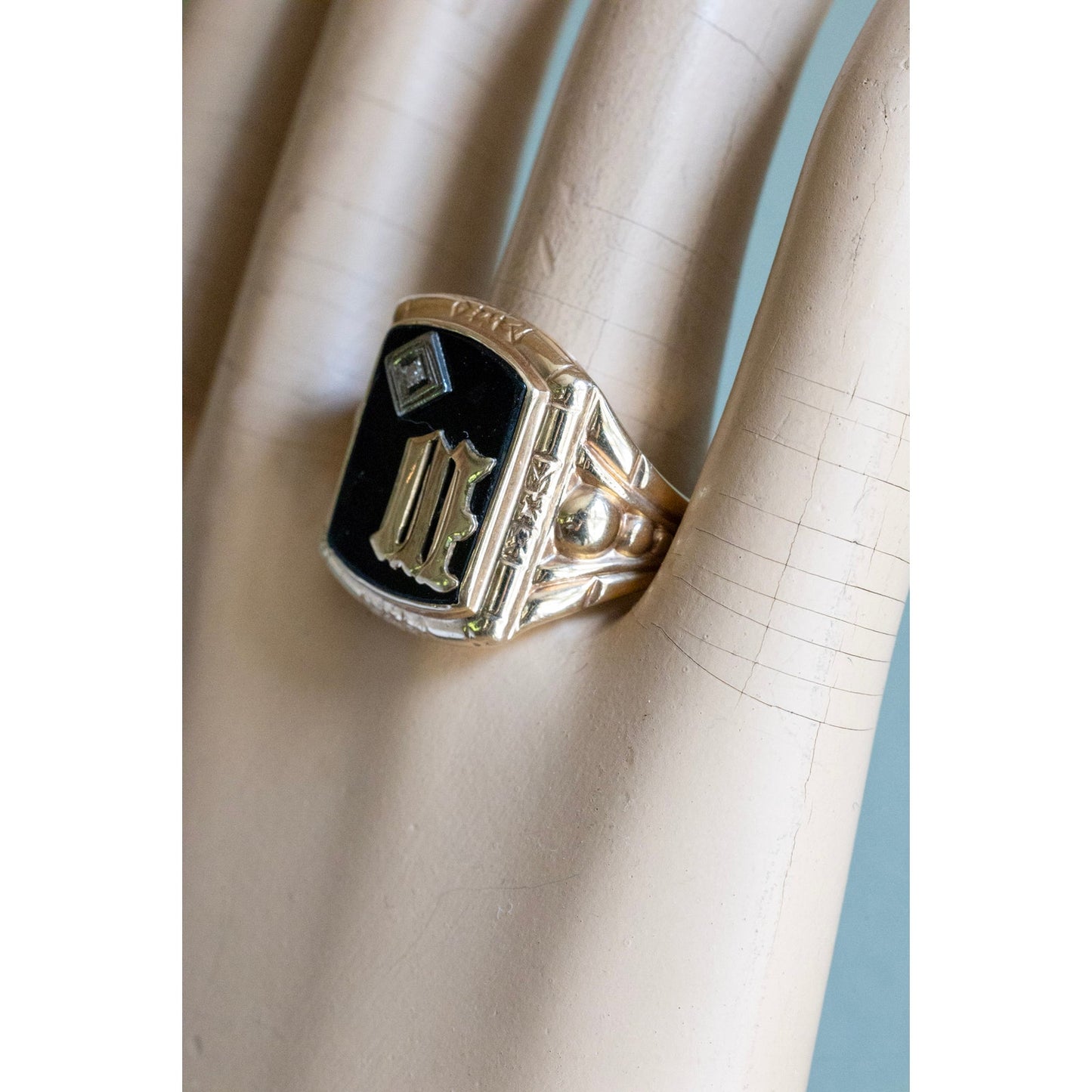 C1940 10K Yellow Gold Signet Ring with Onyx and Diamond Ring