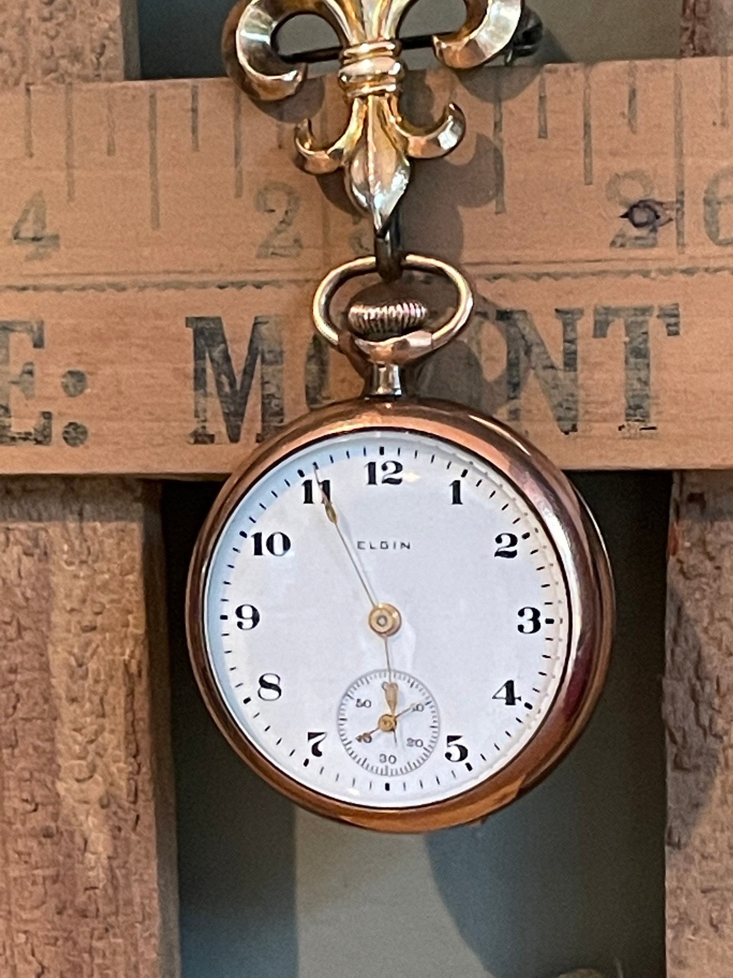 Early 1900's Elgin Open Face Pocket Watch with Brooch and Original Storage Pouch