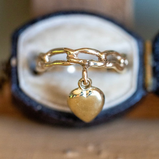 Vintage 14K Yellow Gold Chain Link Ring with Dangle Heart Charm