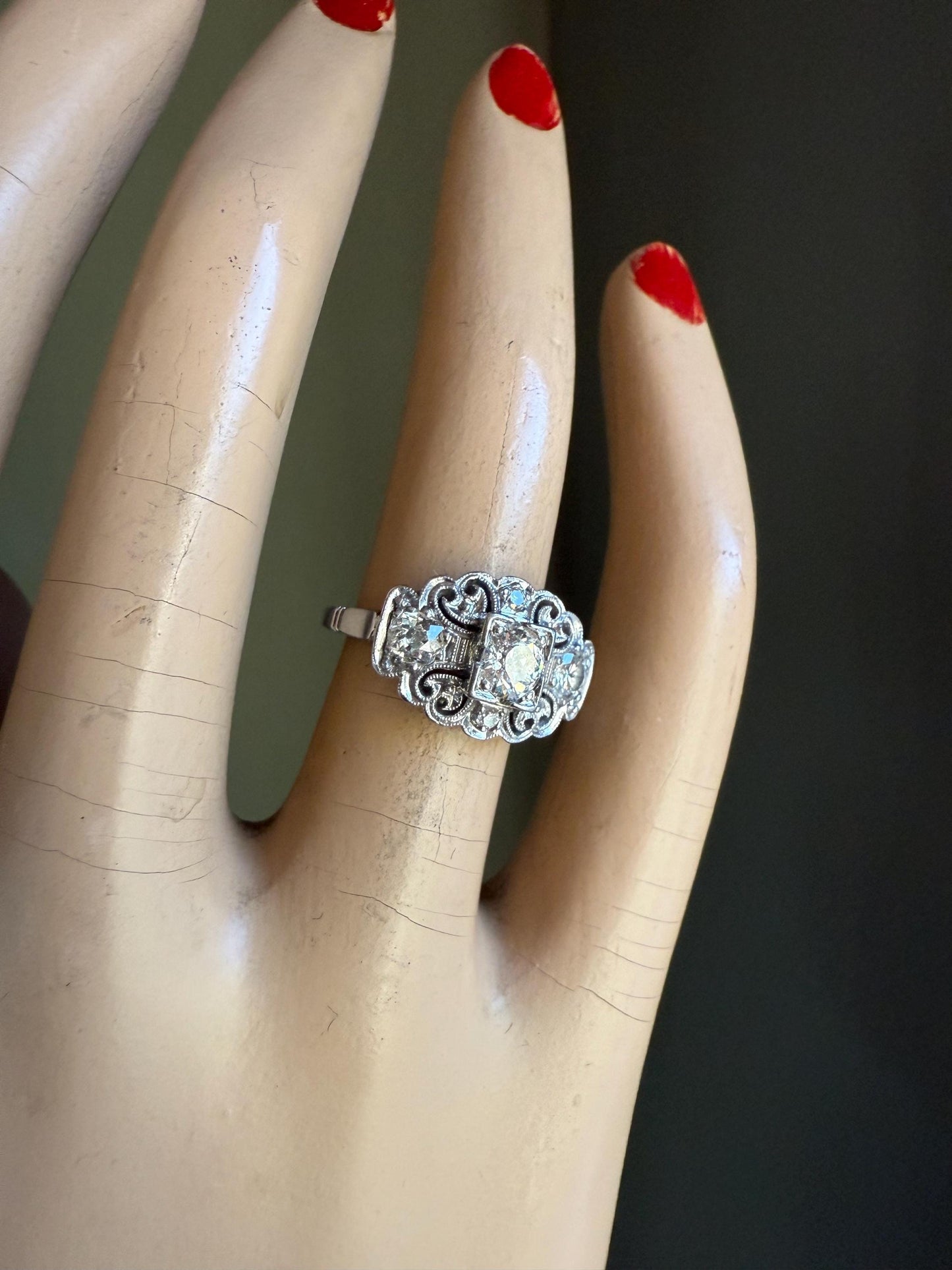 Art Deco 1940's Platinum Diamond Ring Center Diamond Approx. 1 CTW