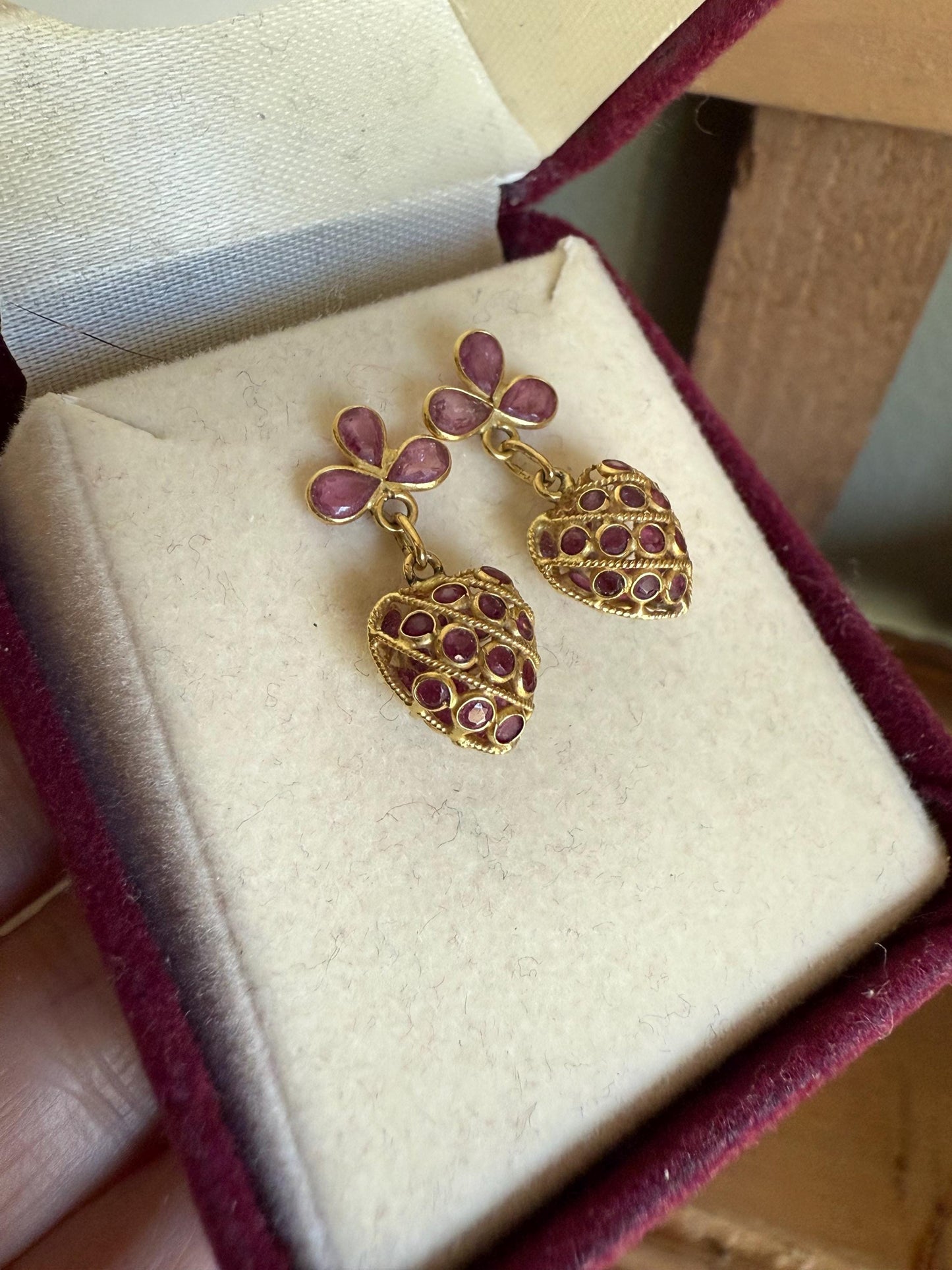 Vintage 18K Yellow Gold Natural Ruby Set Double Sided Heart Earrings