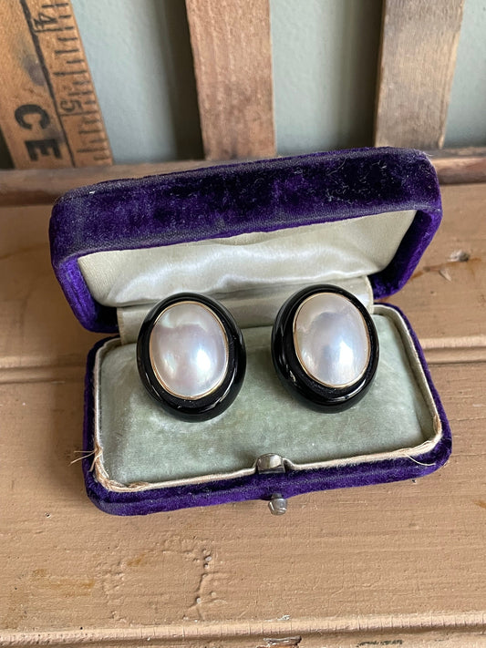 Vintage 14K Yellow Gold Onyx & Mabe Pearl Earrings Posts with Clip Backs