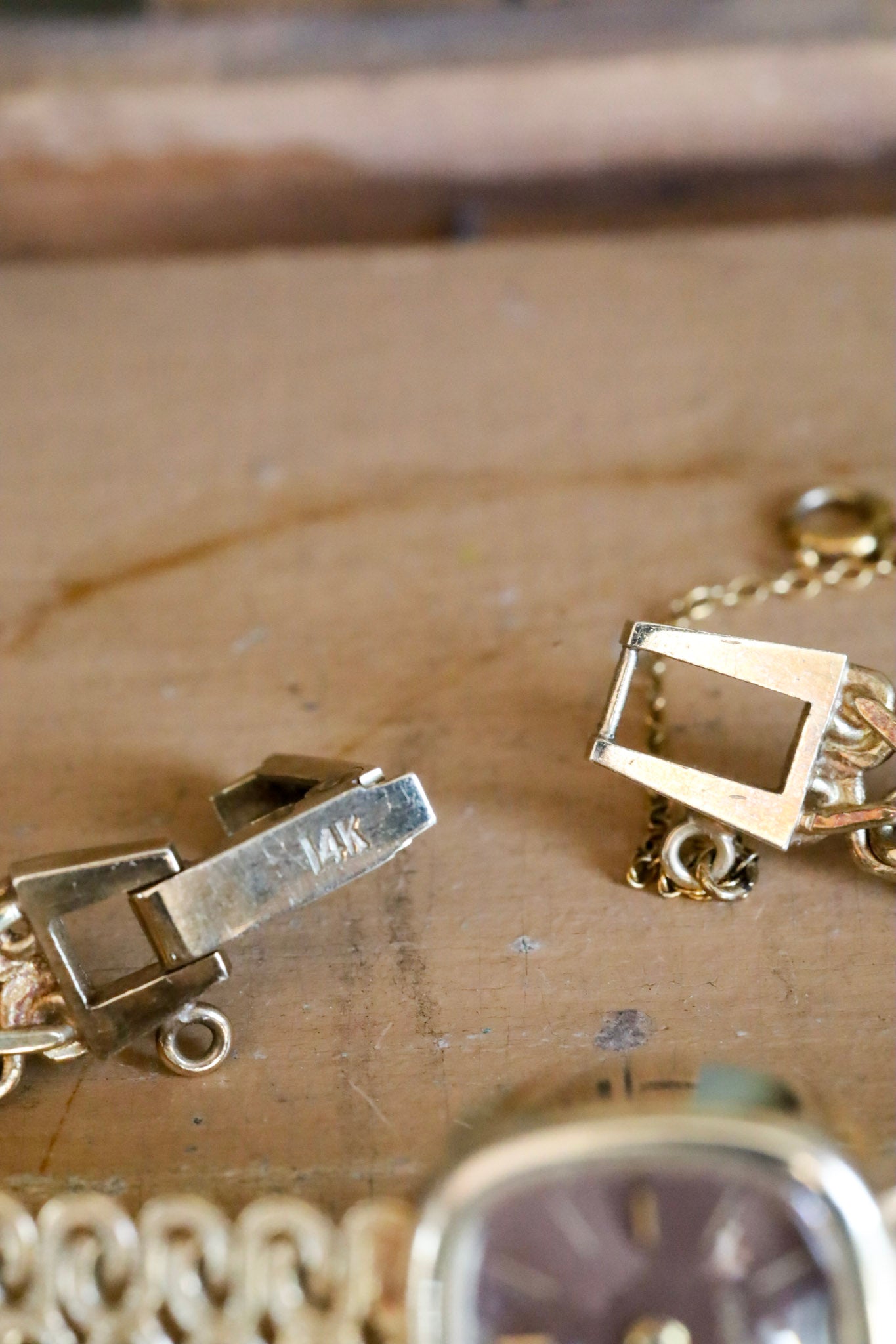 1960-1970 14K Yellow Gold Manual Wind Ladies Wrist Watch Working